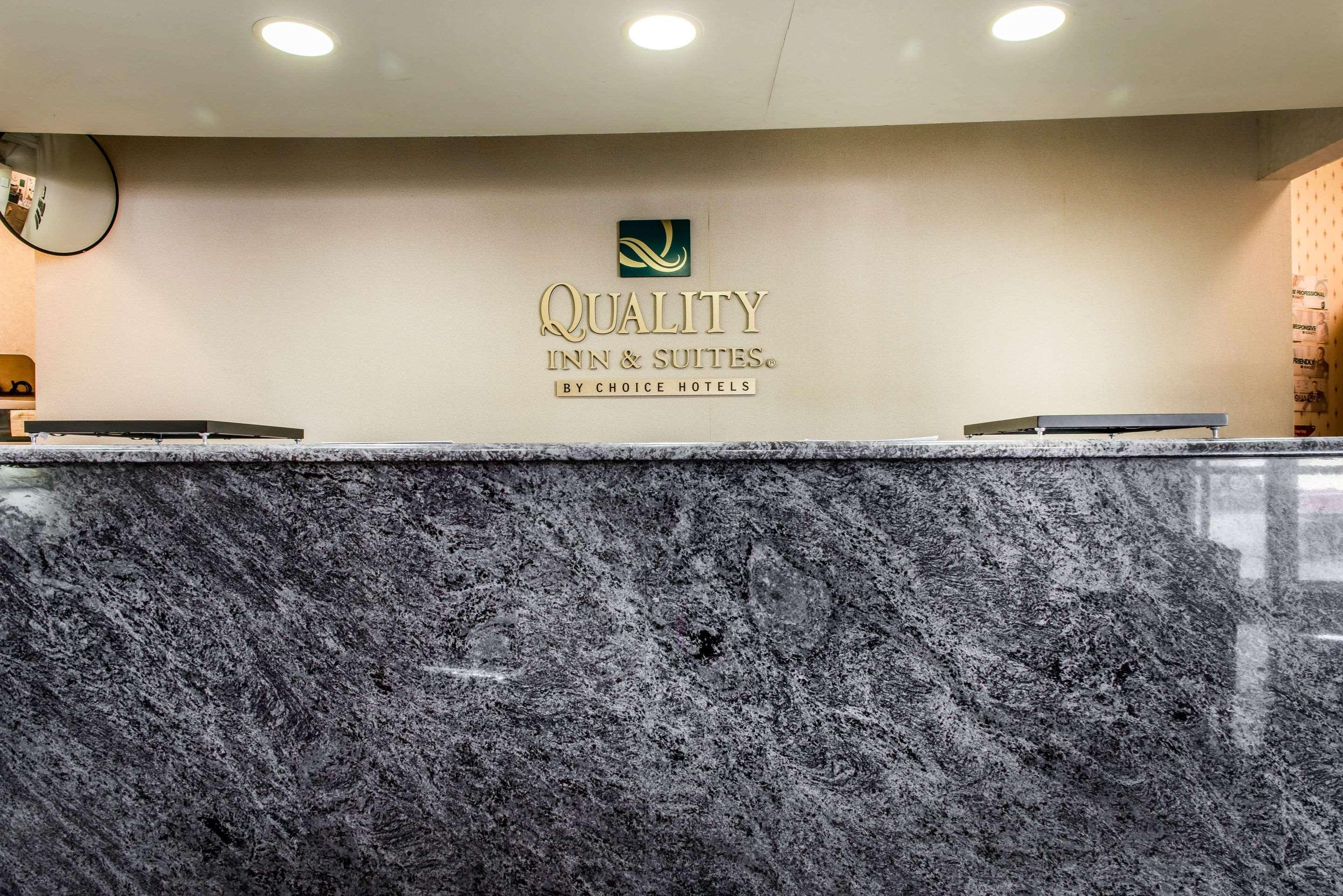 Quality Inn & Suites Fairview  Exteriér fotografie
